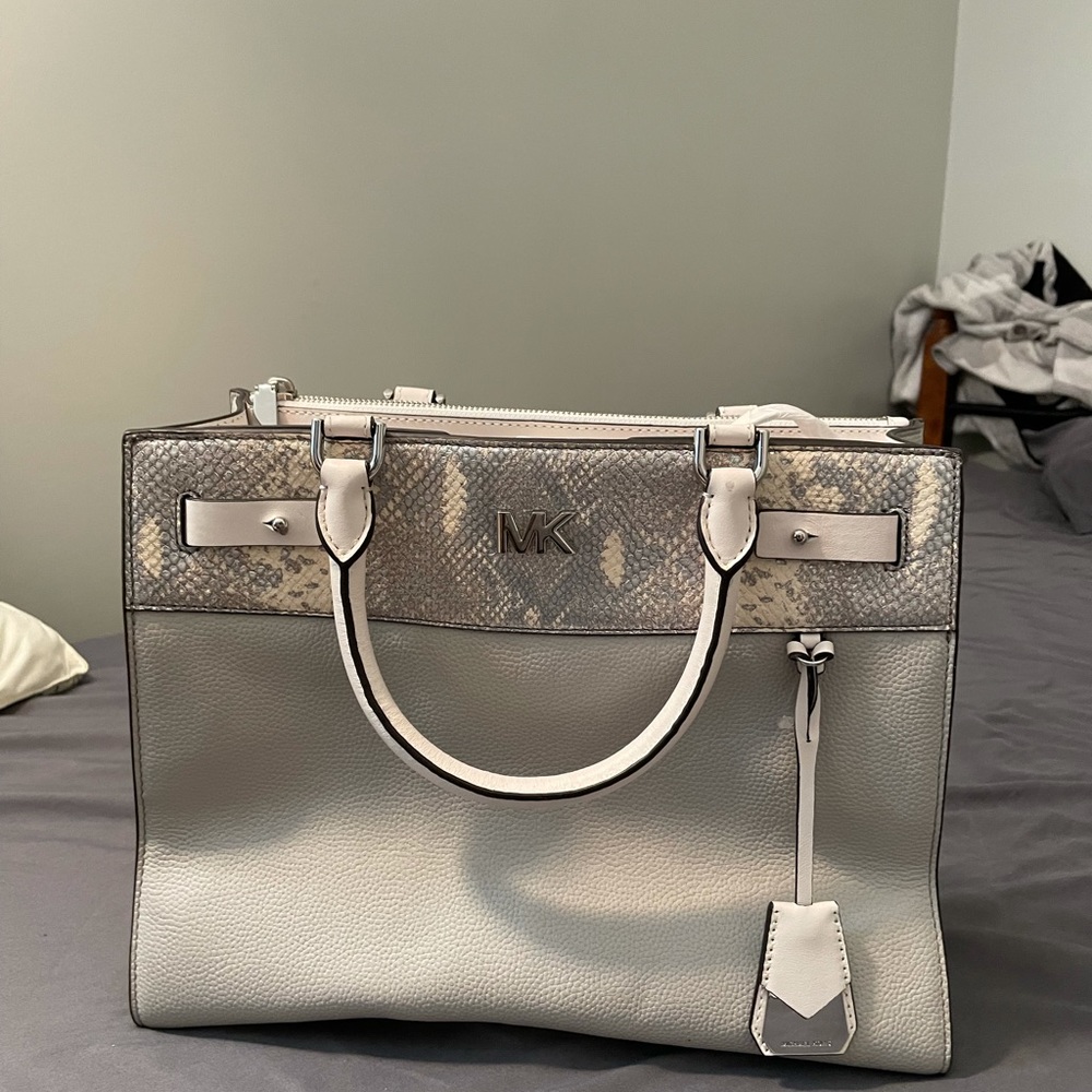 MK Reagan LG satchel